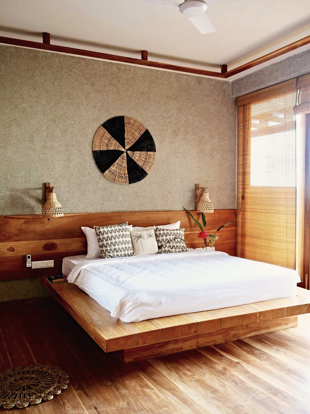 Deluxe Double Room with a king-size platform bed